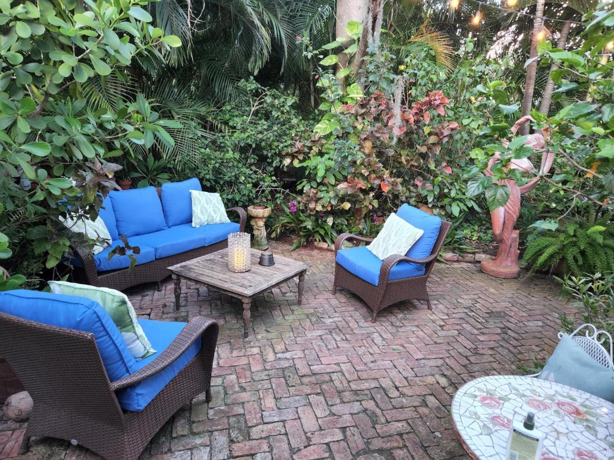 Chateau Gardens Hotel Lake Worth Beach Eksteriør billede